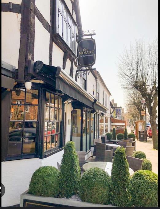 Entire Georgian Luxury Home - 3 Storey- High St Henley-In-Arden -Two Bedrooms-Sleeps 4 Exterior foto